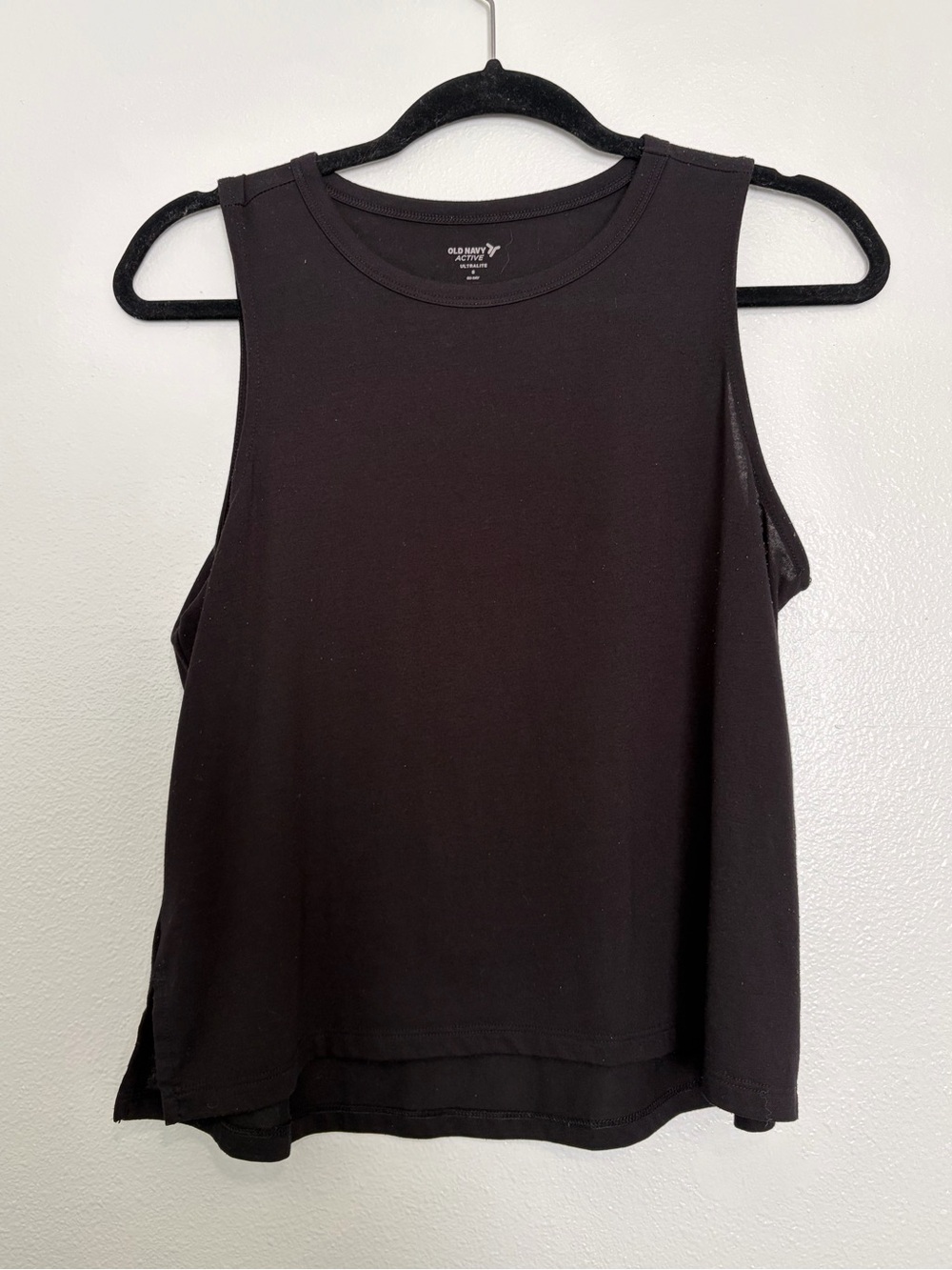 Old Navy Active UltraLite Black Muscle Tank Top Small